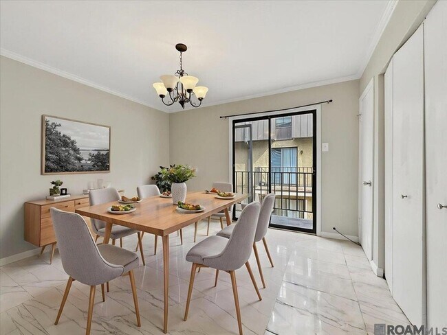Foto del edificio - 10290 W Winston Ave