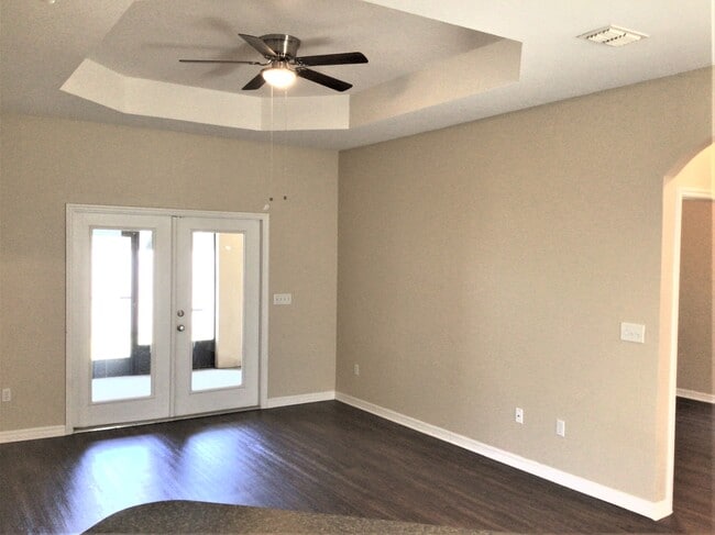 Building Photo - 4004 Knight Ave