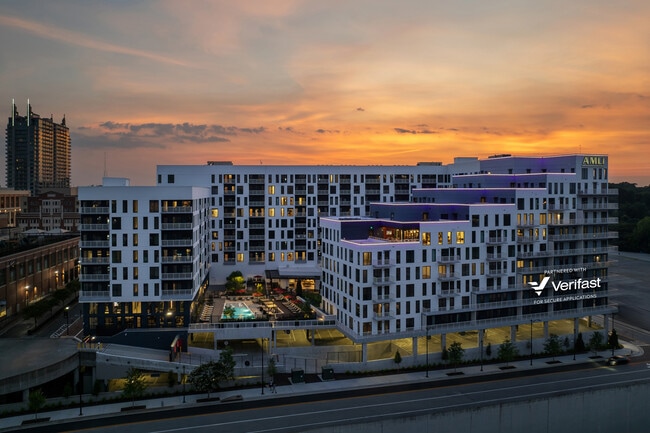 AMLI Atlantic Station - AMLI Atlantic Station Apartments