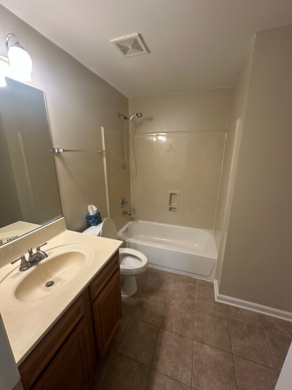 Foto del edificio - 1045 E Rossiland Cir