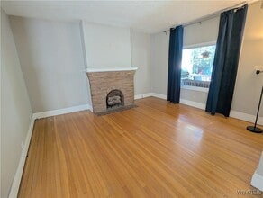 Building Photo - 76 St James Pl