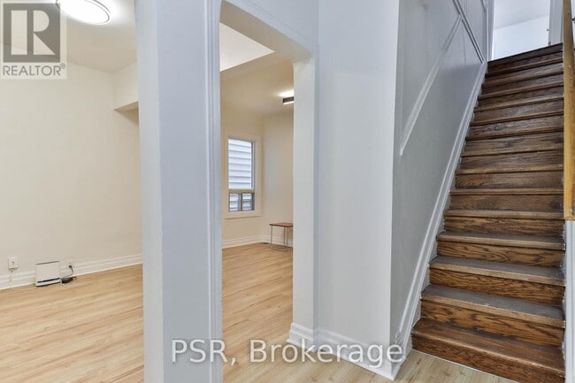 Building Photo - 212 Coxwell Ave