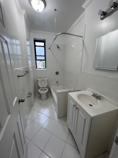 Building Photo - 7 Sherwood Terrace