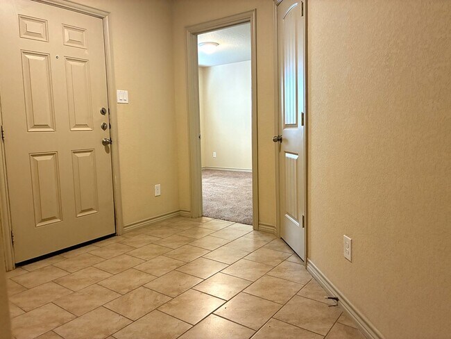 Foto del edificio - 19063 Painted Blvd