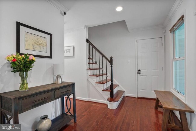 Building Photo - 7510 Mullingar Ct