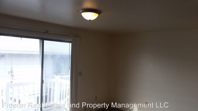 Building Photo - 131 W 2575 N