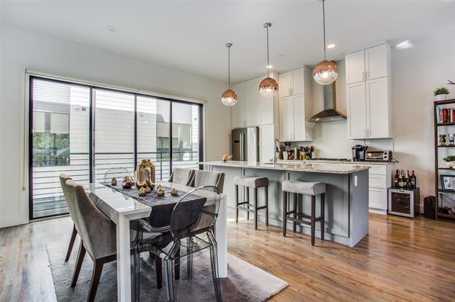 Building Photo - 2211 Moser Ave