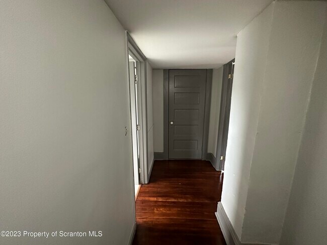 Foto del edificio - 932 S Hanover St