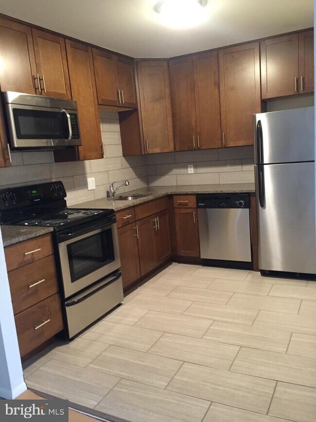Foto del edificio - 2788 Willits Rd