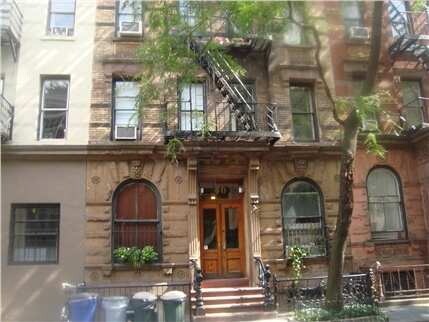 Primary Photo - 40 Morton St