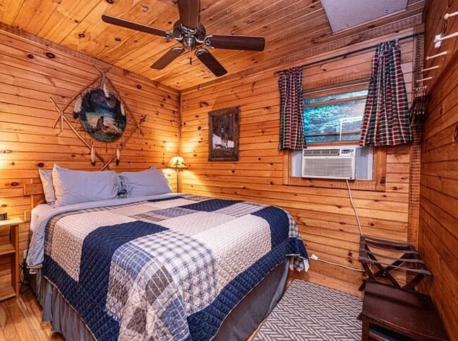 Foto del edificio - 159-2 Creekstone Drive, Nut House