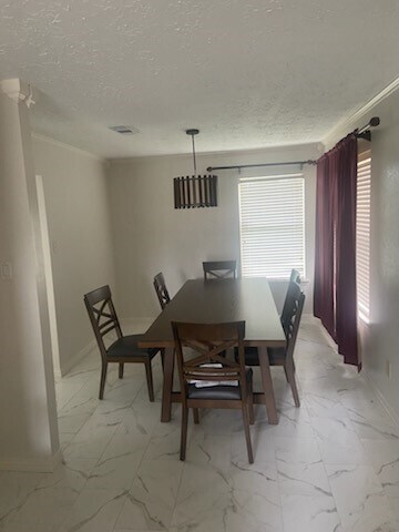 Building Photo - 3538 Palm Grove Dr
