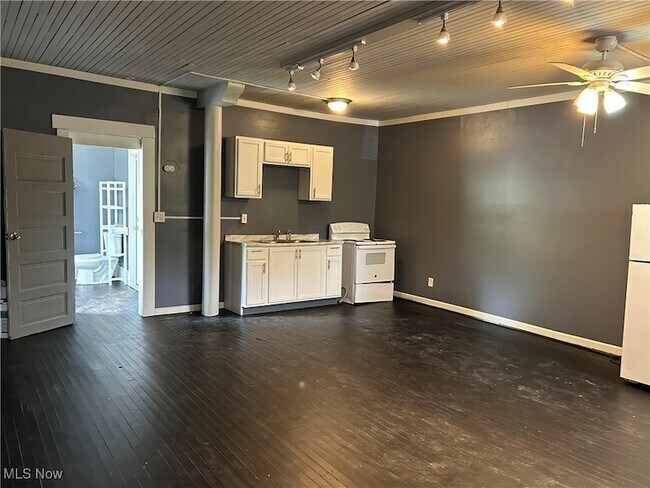 Foto del edificio - 1130 E 68th St