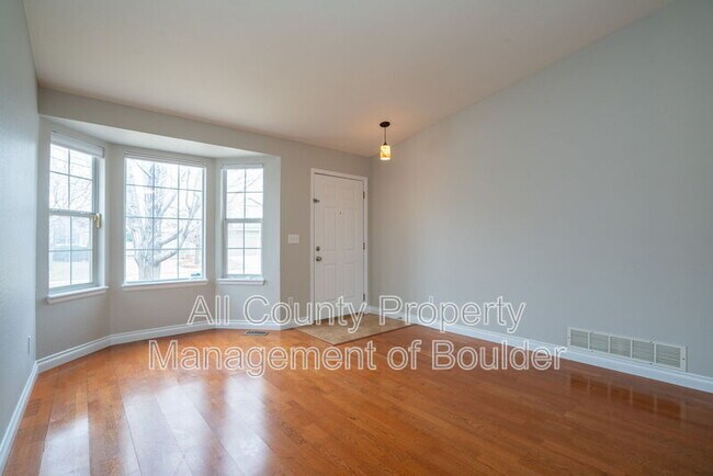 Building Photo - 1667 Reliance Cir