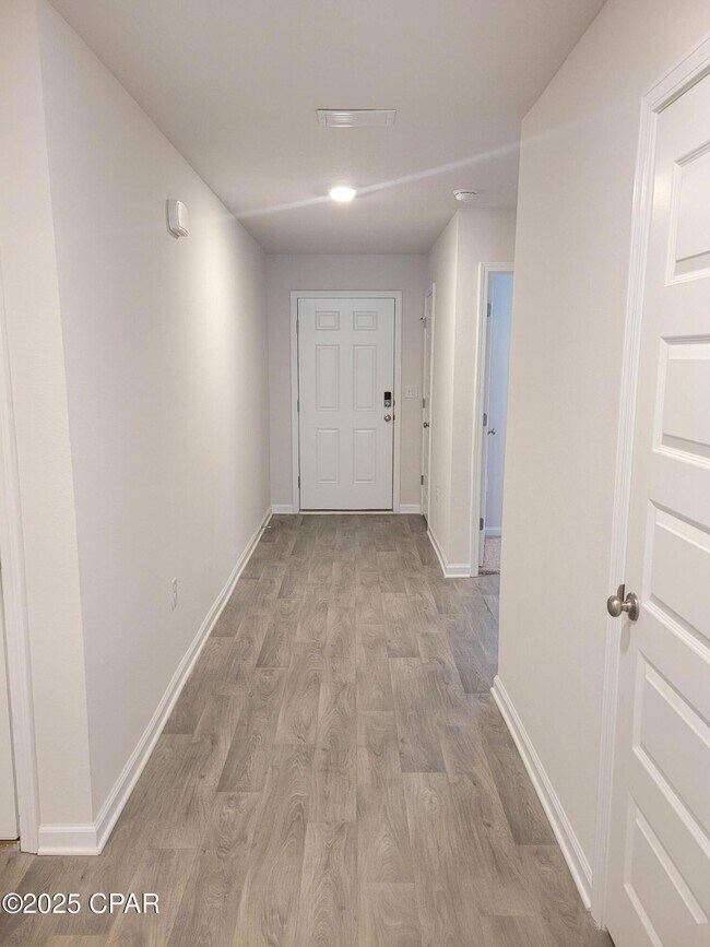 Foto del edificio - 4745 Firefly Ln