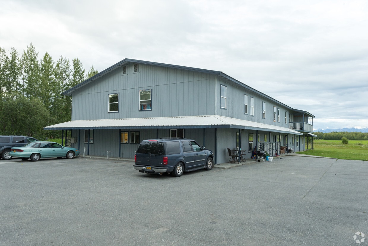 Building Photo - 1100 E Carney Rd