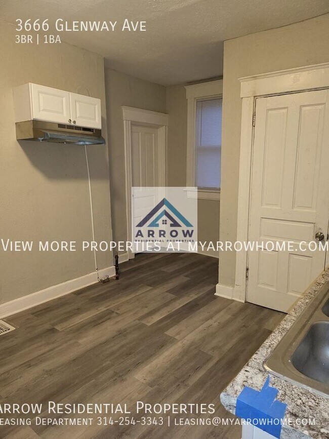 Foto del edificio - 3666 Glenway Ave