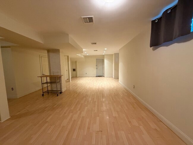 Foto del edificio - 731 Cambridge St