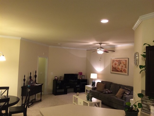 Foto del edificio - 116 Waterstone Ln