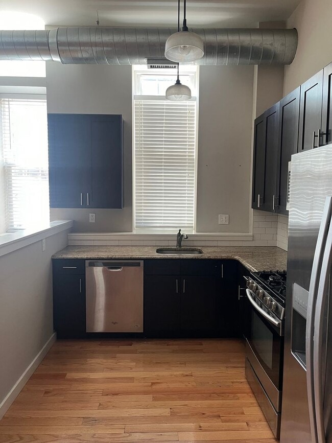 Photo - 1942 Apartment