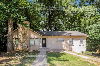 Building Photo - 5067 Cavalier Dr SE