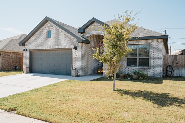 Building Photo - 5401 Constitution Ave