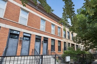 Building Photo - 1959 N Wilmot Ave