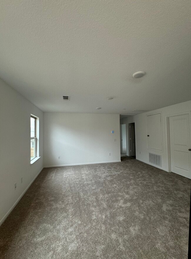 Building Photo - 16527 Pine Arrow Dr