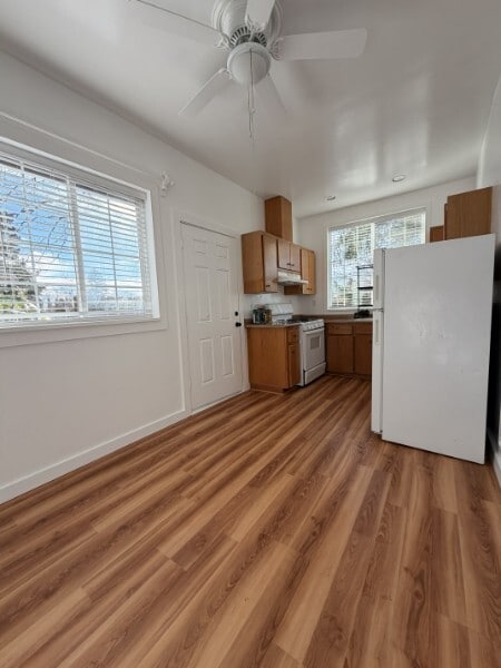 Foto del edificio - 13330 Clairmont Way