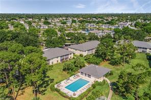 Foto del edificio - 738 Landover Cir