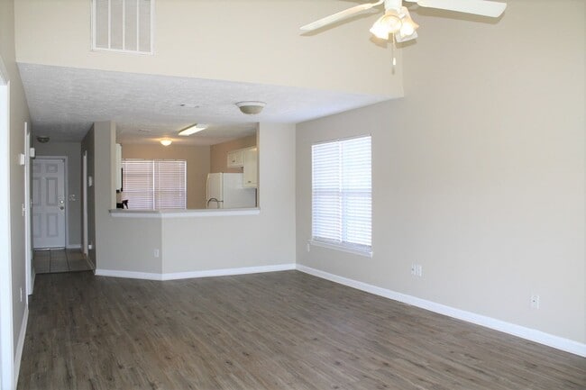 Foto del edificio - 622 Belle Court