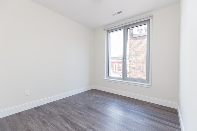 Foto del edificio - 1031 Tremont St