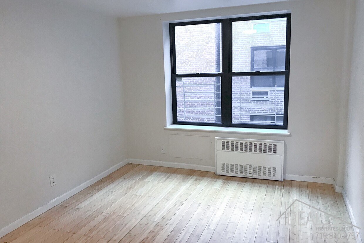 Primary Photo - 483 Ocean Parkway #4AR