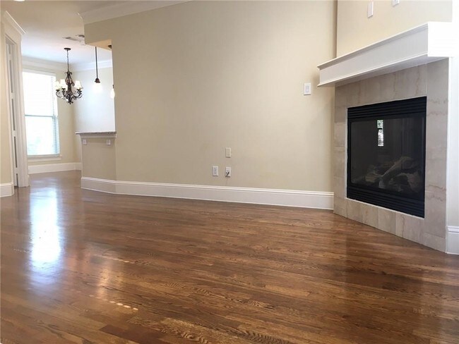 Building Photo - 4153 Grassmere Ln