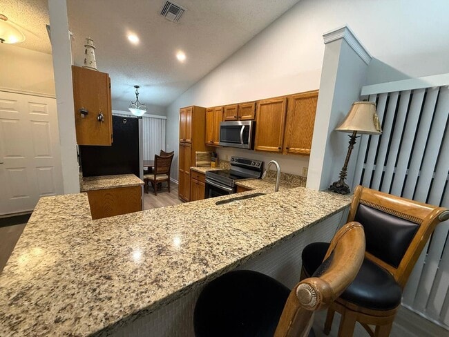 Foto del edificio - 12718 Westhampton Cir