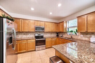 Building Photo - 3962 Devenshire Ct