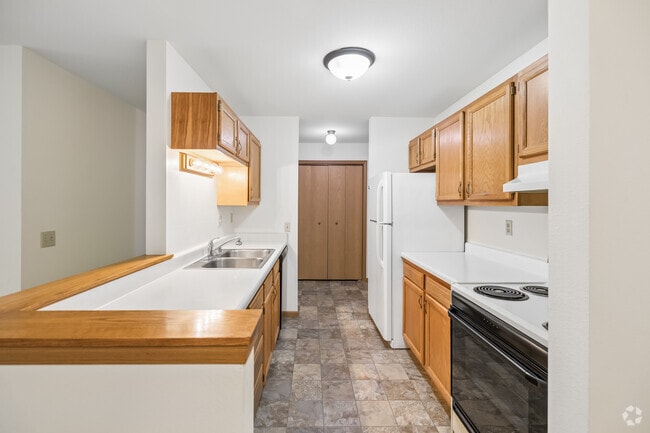2 habitaciones, 1 baño - 1000 pies cuadrados - Cocina - Westbriar Senior Apartments