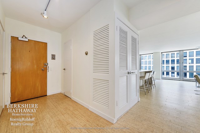 Foto del edificio - 860 N Lake Shore Dr