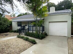 Building Photo - 4630 SW 12th St
