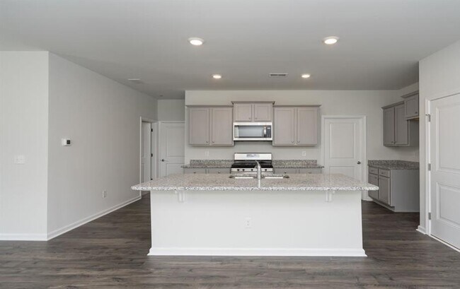 Foto del edificio - 568 Turpentine Trl