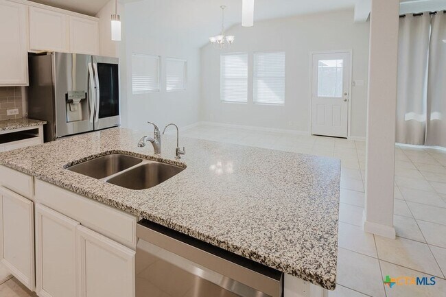 Foto del edificio - 632 Ridge Meadow Dr