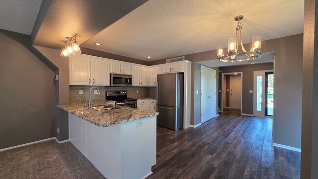 Foto del edificio - 4555 NE 83rd St