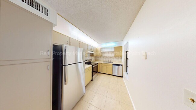 Foto del edificio - 321 Olivewood Pl