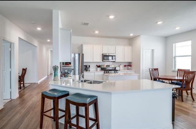 Foto del edificio - 8424 Gray Squirrel Ln.