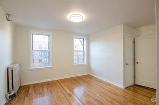 Apartments Under 1 500 In Queens Ny