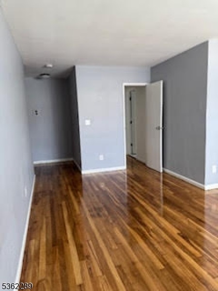 Foto del edificio - 117 W 3rd Ave