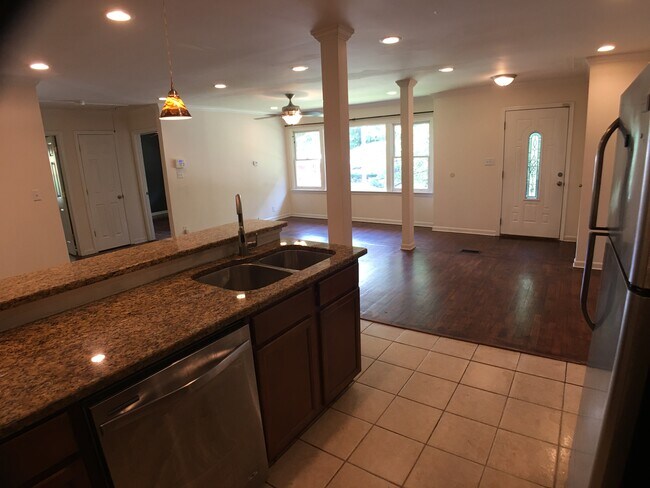 Living Room - 732 Custer Ave SE
