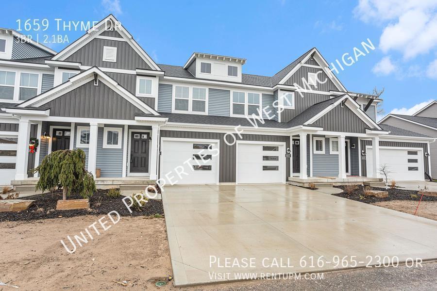 Primary Photo - Available Now | 3 Bed 2.5 Bath Townhome in...