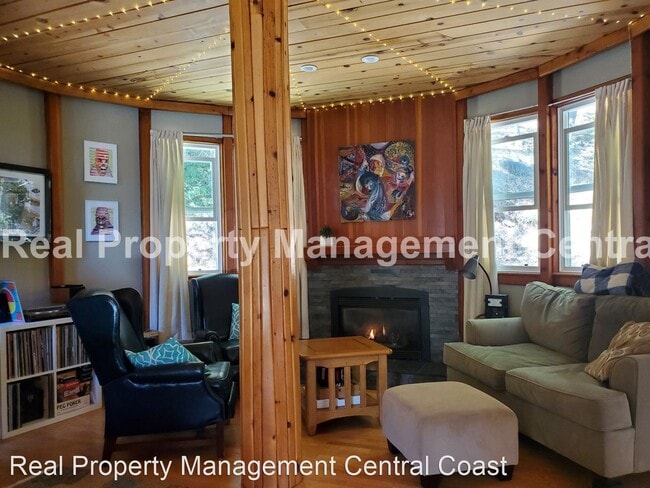 Building Photo - 3 br, 3 bath House - 13525 Santa Lucia Road