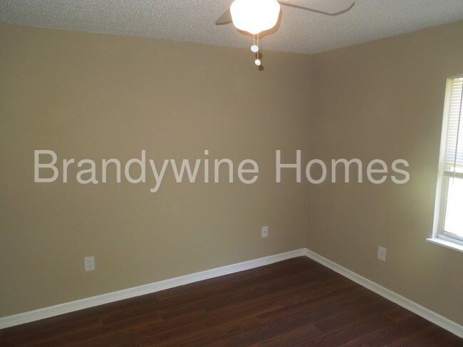 Foto del edificio - 2412 Alden Trace Blvd E